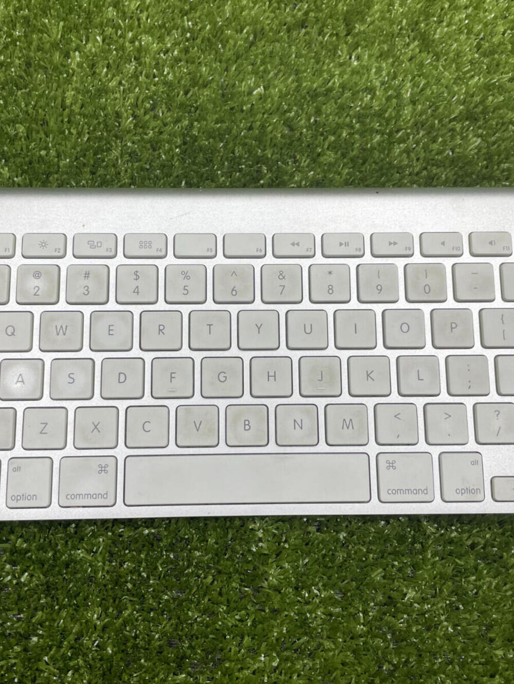 Apple Wireless Keyboard A1314 Bluetooth Aluminum Keyboard Tested Working